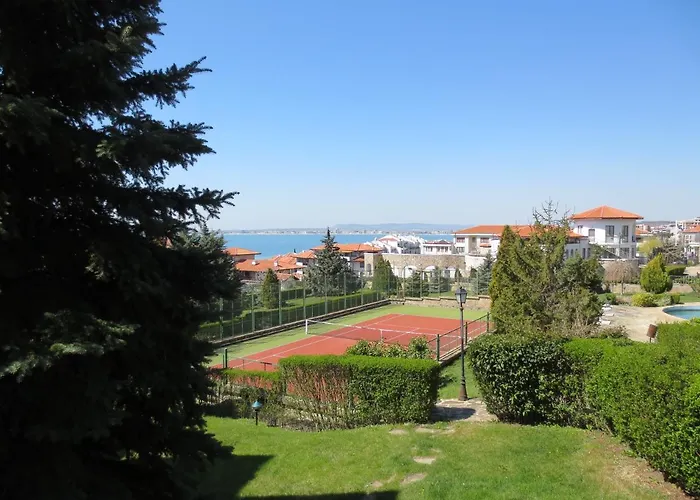 Breeze Complex Отель Свети-Влас