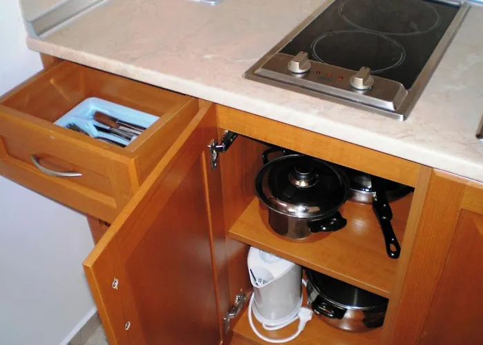 Отель Breeze Complex