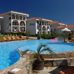 Breeze Complex