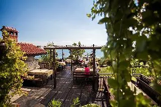 Hotel Breeze Complex